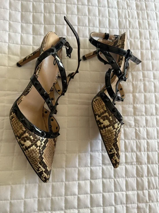 Mix No. 6 Black Strappy Snake-Print Pointed Heels - Picture 2 of 2